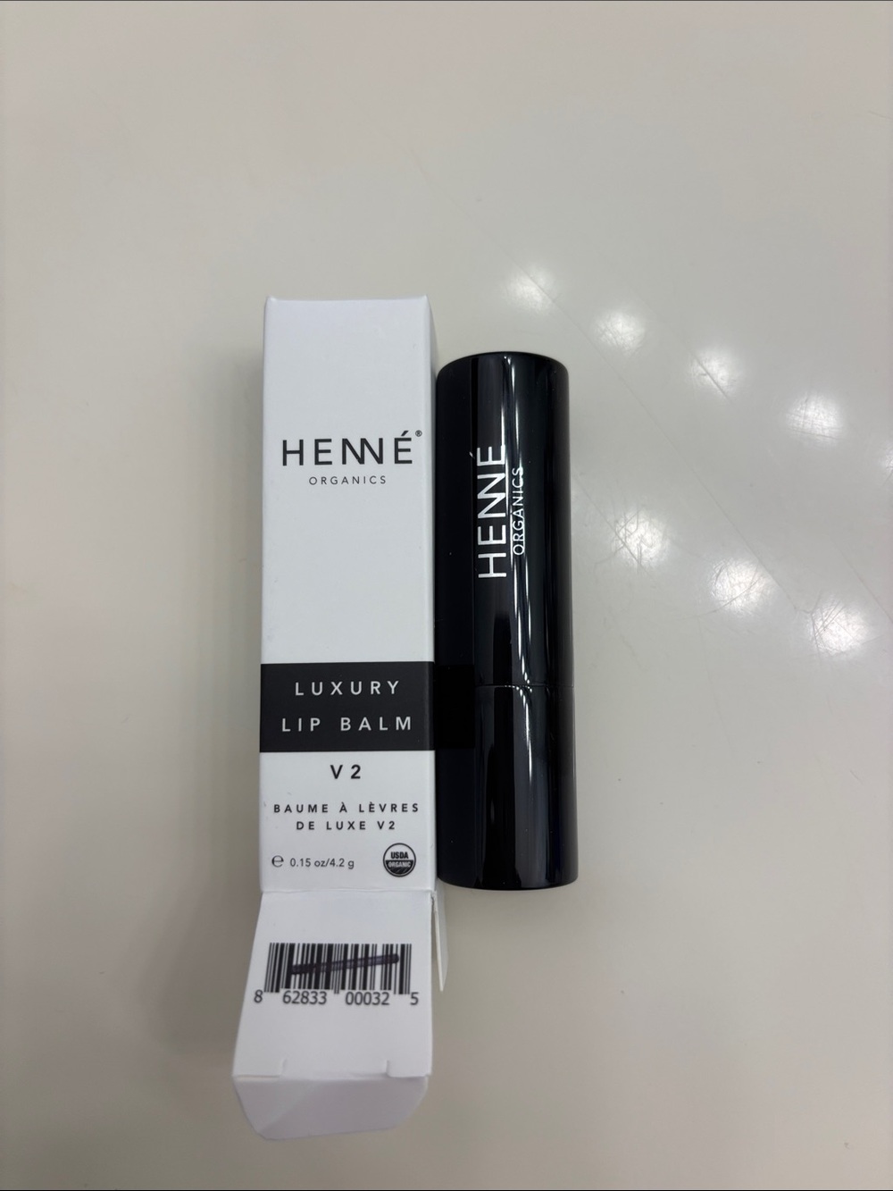 New Henne Organics Luxury Lip Balm V2 full size